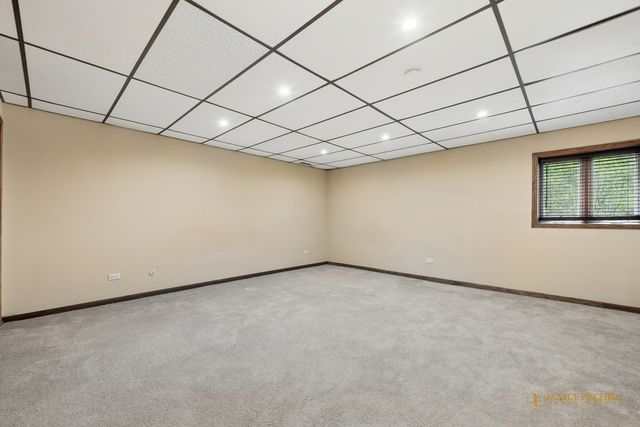 1803 Cassandra Lane, Mchenry, IL 60051