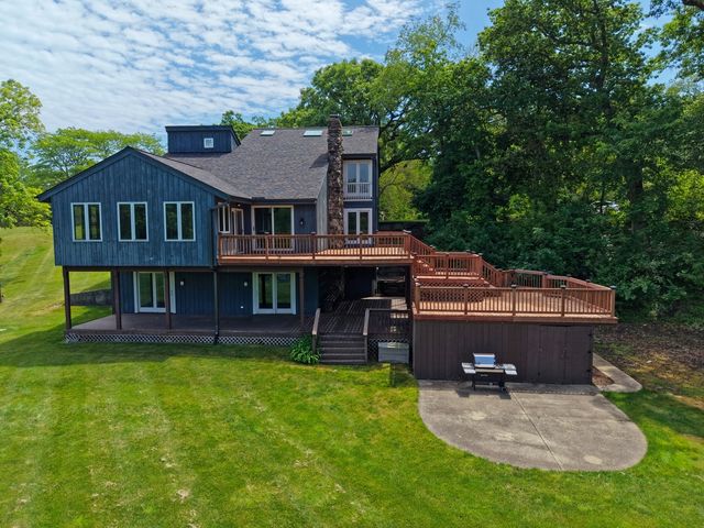 1803 Cassandra Lane, Mchenry, IL 60051