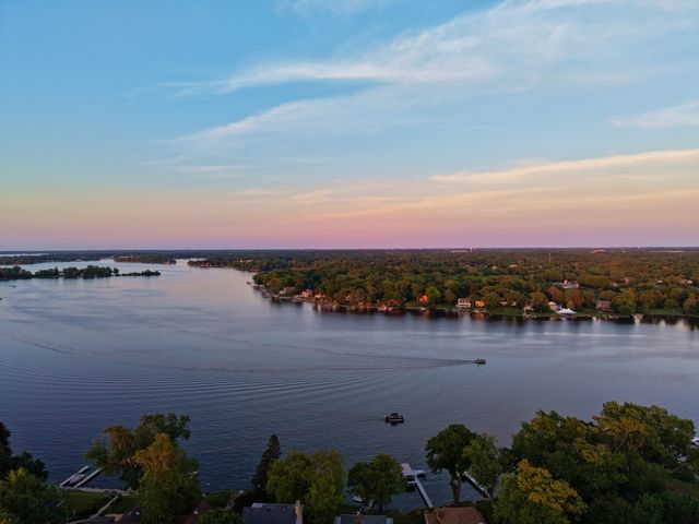 1803 Cassandra Lane, Mchenry, IL 60051