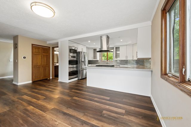 1803 Cassandra Lane, Mchenry, IL 60051