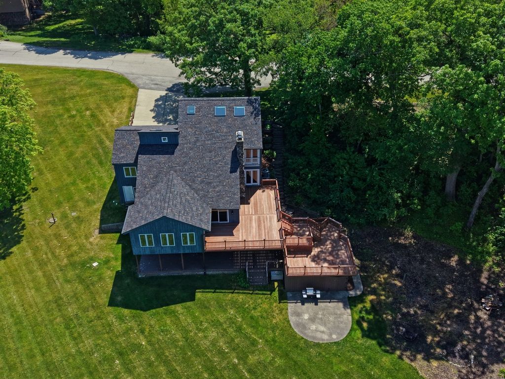 1803 Cassandra Lane, Mchenry, IL 60051