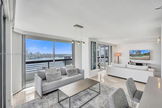 3500 Mystic Pointe Dr 3206, Aventura, FL 33180