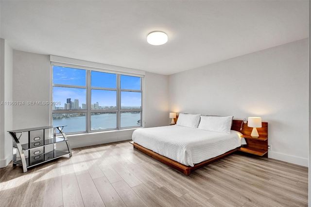 3500 Mystic Pointe Dr 3206, Aventura, FL 33180