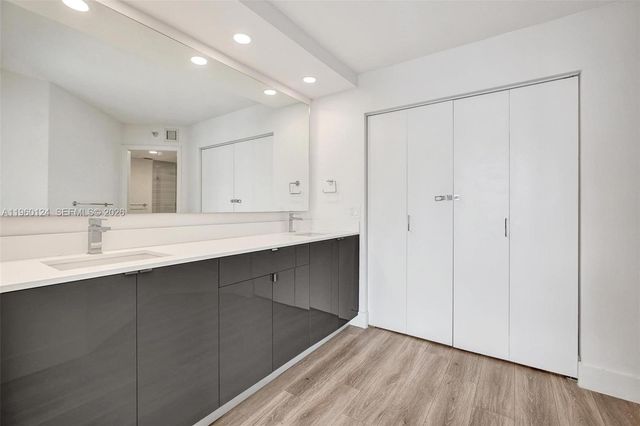 3500 Mystic Pointe Dr 3206, Aventura, FL 33180