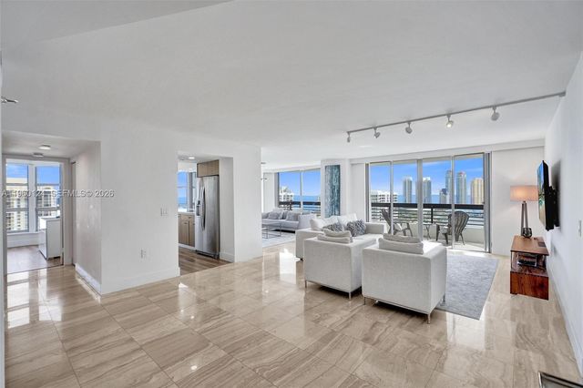 3500 Mystic Pointe Dr 3206, Aventura, FL 33180