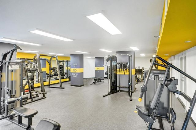 3500 Mystic Pointe Dr 3206, Aventura, FL 33180