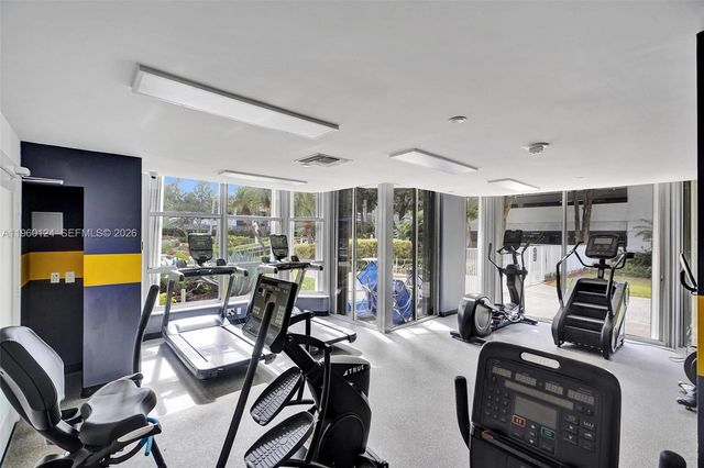 3500 Mystic Pointe Dr 3206, Aventura, FL 33180