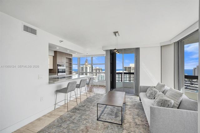 3500 Mystic Pointe Dr 3206, Aventura, FL 33180