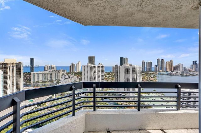 3500 Mystic Pointe Dr 3206, Aventura, FL 33180