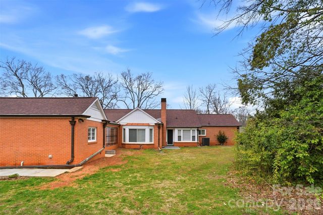 2637 Armstrong Circle, Gastonia, NC 28054