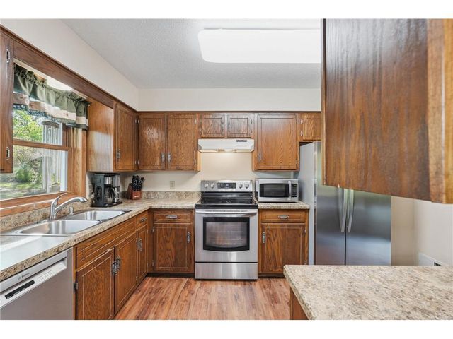 16701 Upper 4th Street, Lakeland, MN 55043