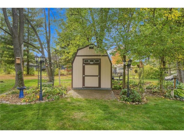 16701 Upper 4th Street, Lakeland, MN 55043