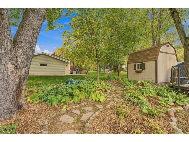 16701 Upper 4th Street, Lakeland, MN 55043
