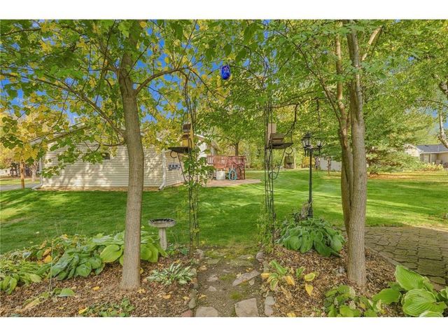 16701 Upper 4th Street, Lakeland, MN 55043