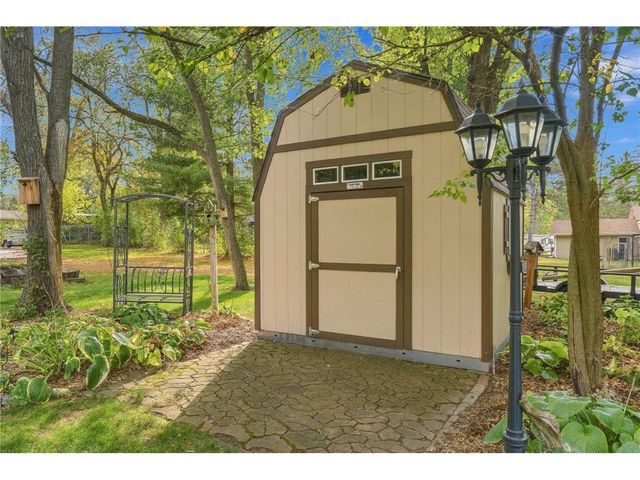 16701 Upper 4th Street, Lakeland, MN 55043