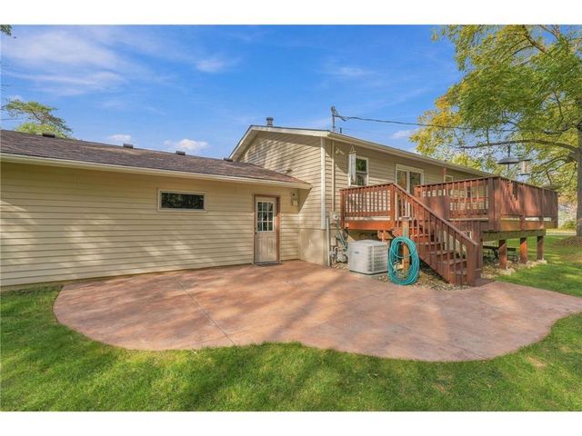 16701 Upper 4th Street, Lakeland, MN 55043