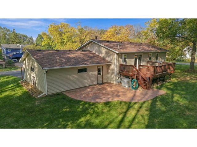 16701 Upper 4th Street, Lakeland, MN 55043