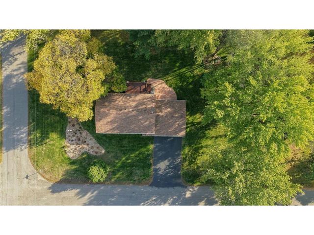 16701 Upper 4th Street, Lakeland, MN 55043