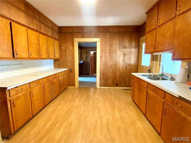 101 E Cedar Street, Bertrand, MO 63823