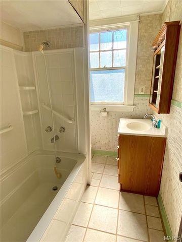 101 E Cedar Street, Bertrand, MO 63823