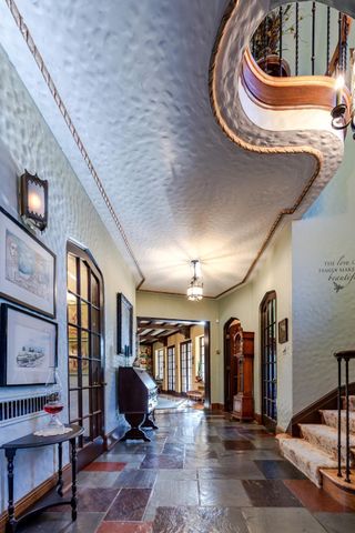 661 Market Street, Winona, MN 55987