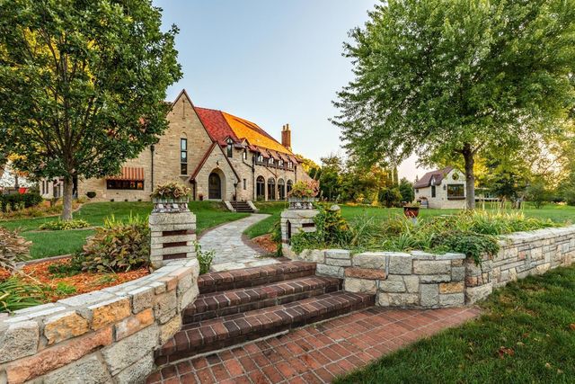 661 Market Street, Winona, MN 55987