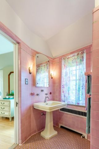 661 Market Street, Winona, MN 55987