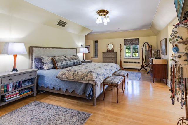 661 Market Street, Winona, MN 55987