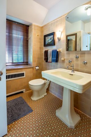 661 Market Street, Winona, MN 55987