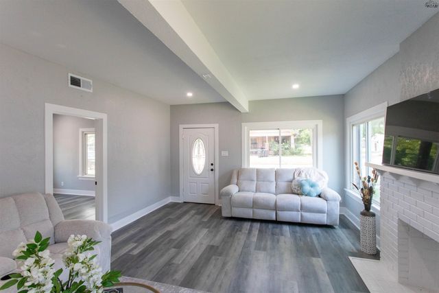 701 POLK STREET, Wichita Falls, TX 76309