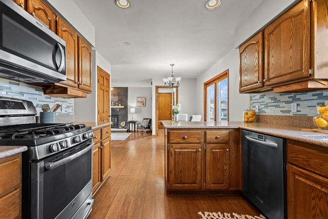 2519 41st AVENUE, Kenosha, WI 53144