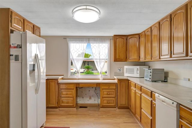 162 S SAINT THOMAS CIRCLE, Apollo Beach, FL 33572