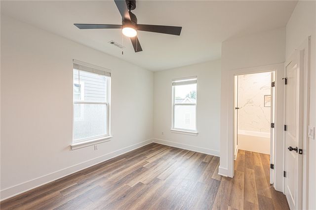 932 S Laramie Heights, Fayetteville, AR 72704