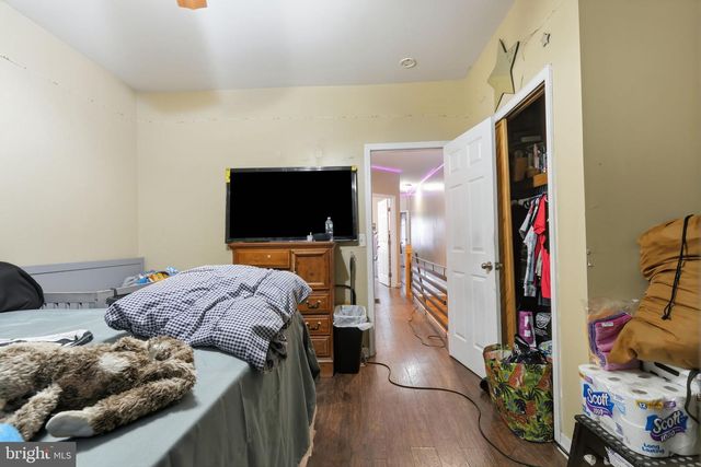 910 E WESTMORELAND ST, Philadelphia, PA 19134