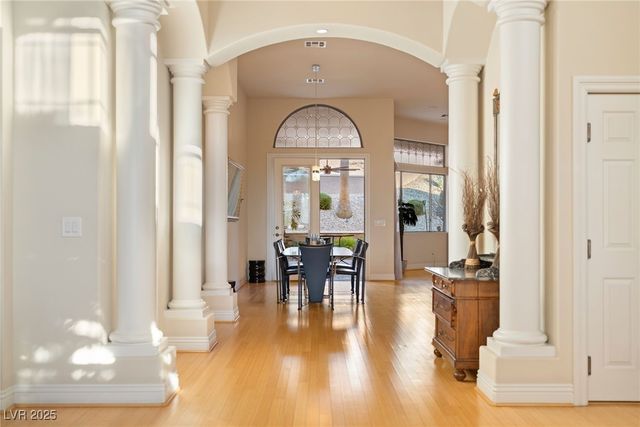 2064 Poetry Avenue, Henderson, NV 89052