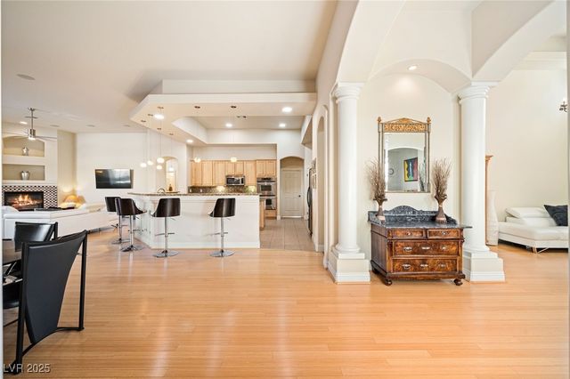 2064 Poetry Avenue, Henderson, NV 89052