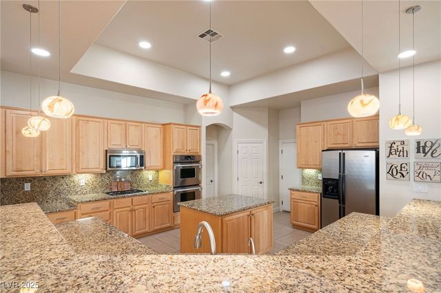 2064 Poetry Avenue, Henderson, NV 89052