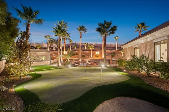 2064 Poetry Avenue, Henderson, NV 89052