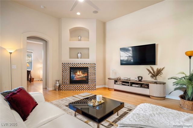 2064 Poetry Avenue, Henderson, NV 89052