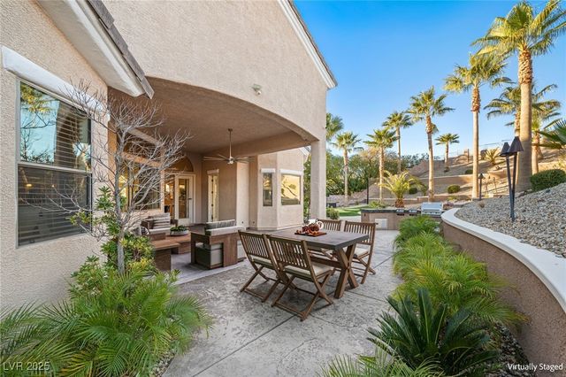 2064 Poetry Avenue, Henderson, NV 89052