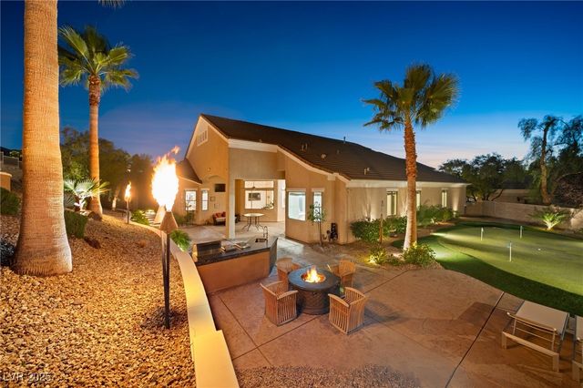 2064 Poetry Avenue, Henderson, NV 89052