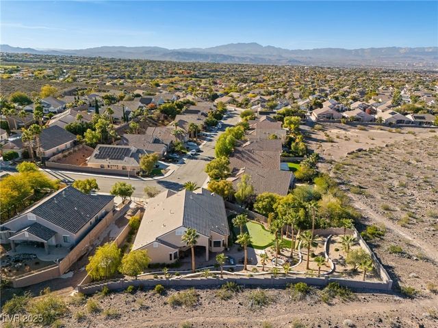 2064 Poetry Avenue, Henderson, NV 89052