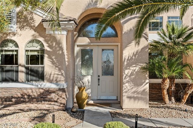 2064 Poetry Avenue, Henderson, NV 89052