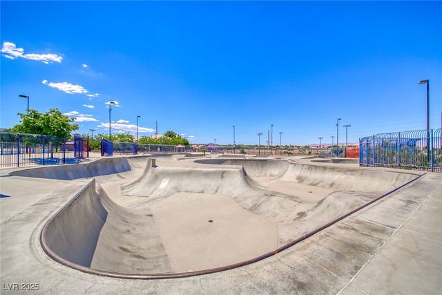 2064 Poetry Avenue, Henderson, NV 89052