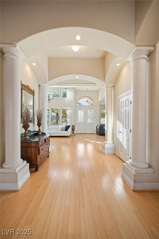 2064 Poetry Avenue, Henderson, NV 89052