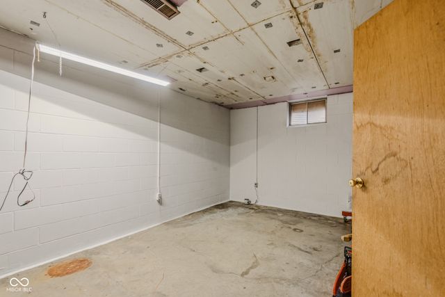 4325 N County Road 650 W, Brownstown, IN 47220