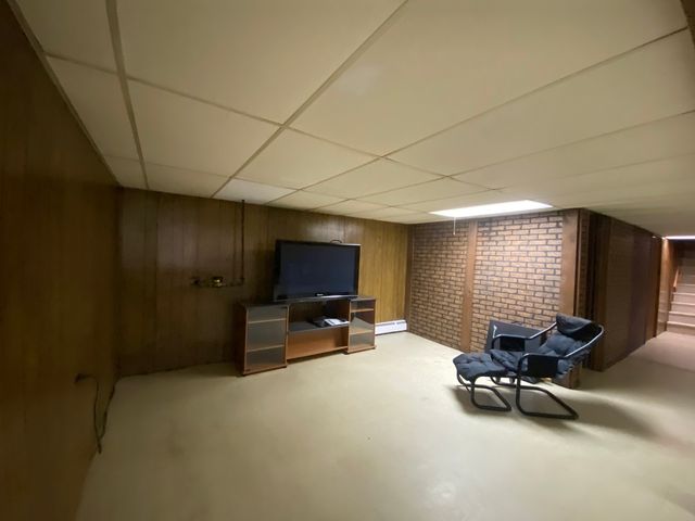 2050 Atwood Avenue, Berkeley, IL 60163