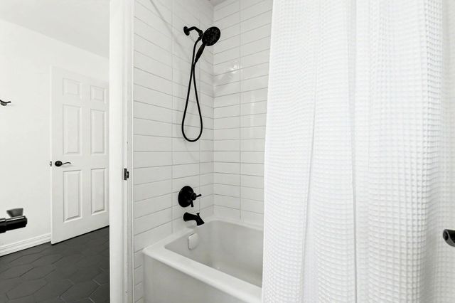 1103 N Whitfield, Wichita, KS 67206