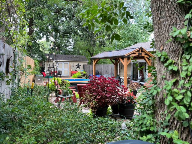 1103 N Whitfield, Wichita, KS 67206