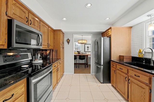 1103 N Whitfield, Wichita, KS 67206